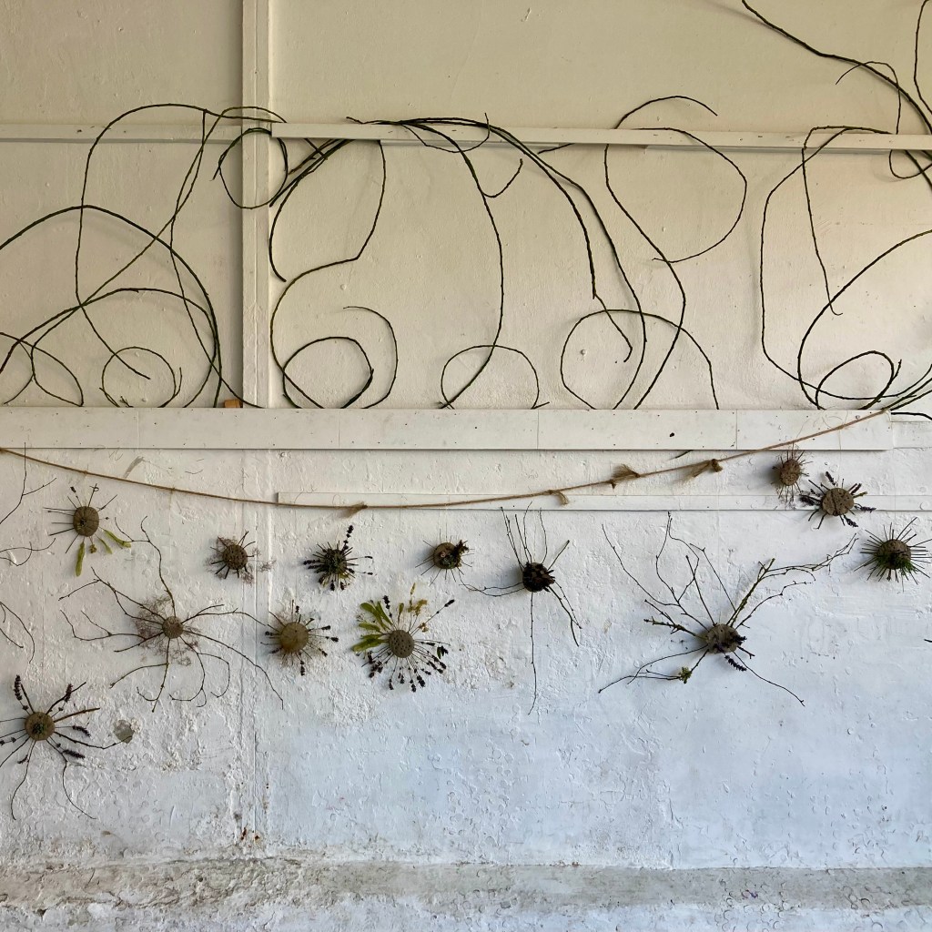 EXPOSITION COLLECTIVE LA SOURCE GAROUSTE. la&nbsp;Guéroulde(27)